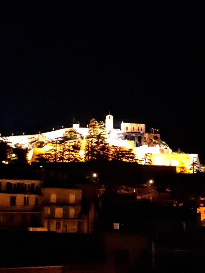 Les Mirabelles Chambres D'Hotes Sisteron Exterior photo